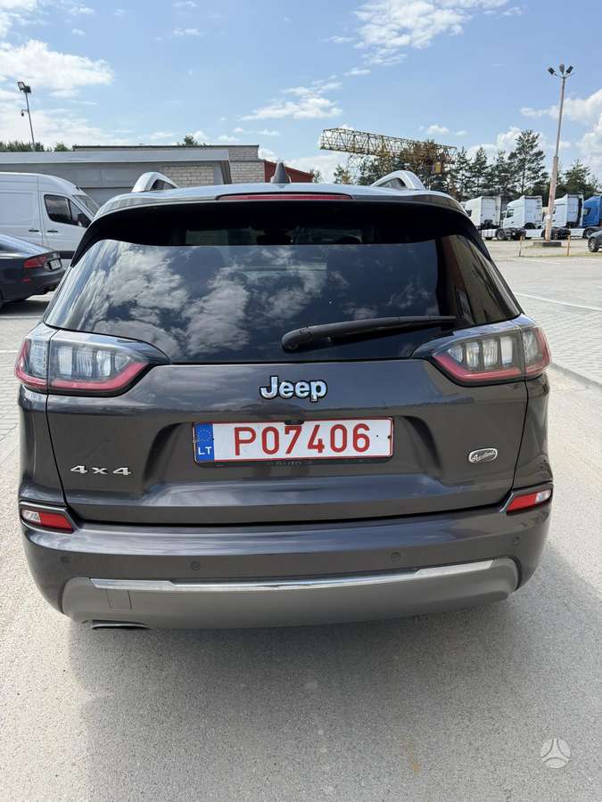 Jeep Cherokee, 2.2 l., Минивэн