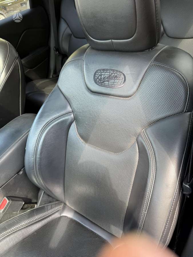 Jeep Cherokee, 2.2 l., mpv / minivan