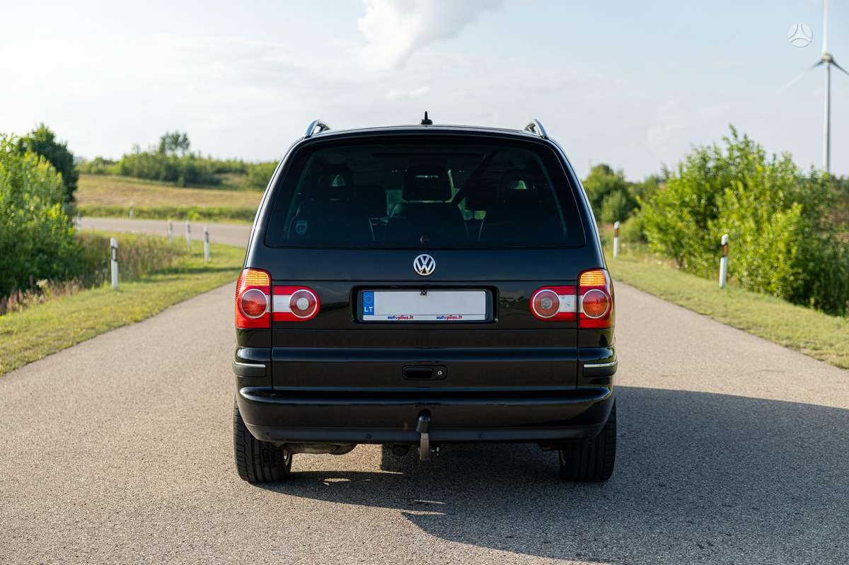 Volkswagen Sharan - 8