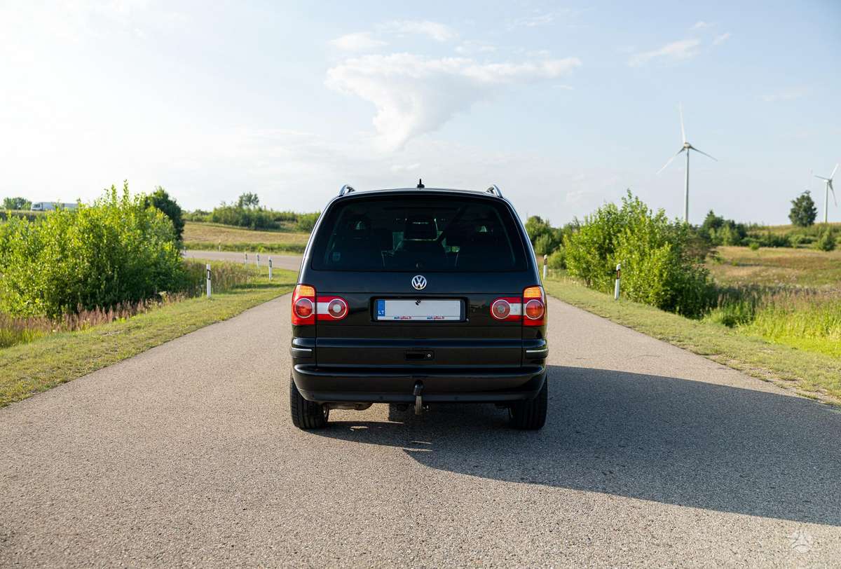 Volkswagen Sharan - 10