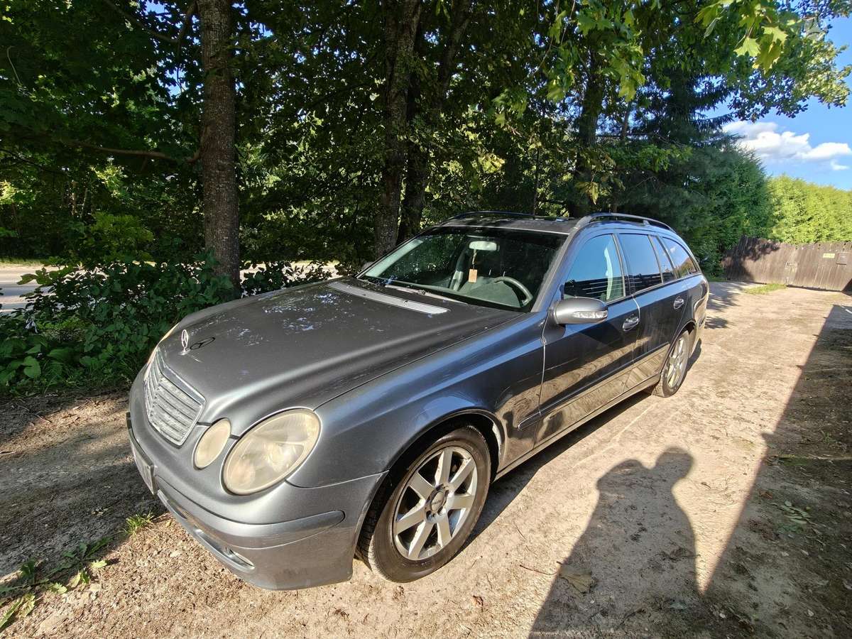 Mercedes-Benz E200, 2.2 l., wagon