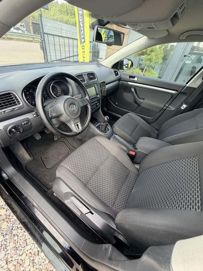Volkswagen Golf, 1.6 l., Универсал