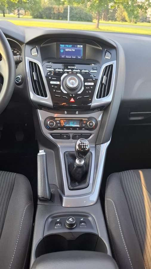 Ford Focus, 1.0 l., Хэтчбек