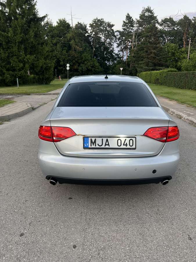 Audi A4, 2.7 l., Седан