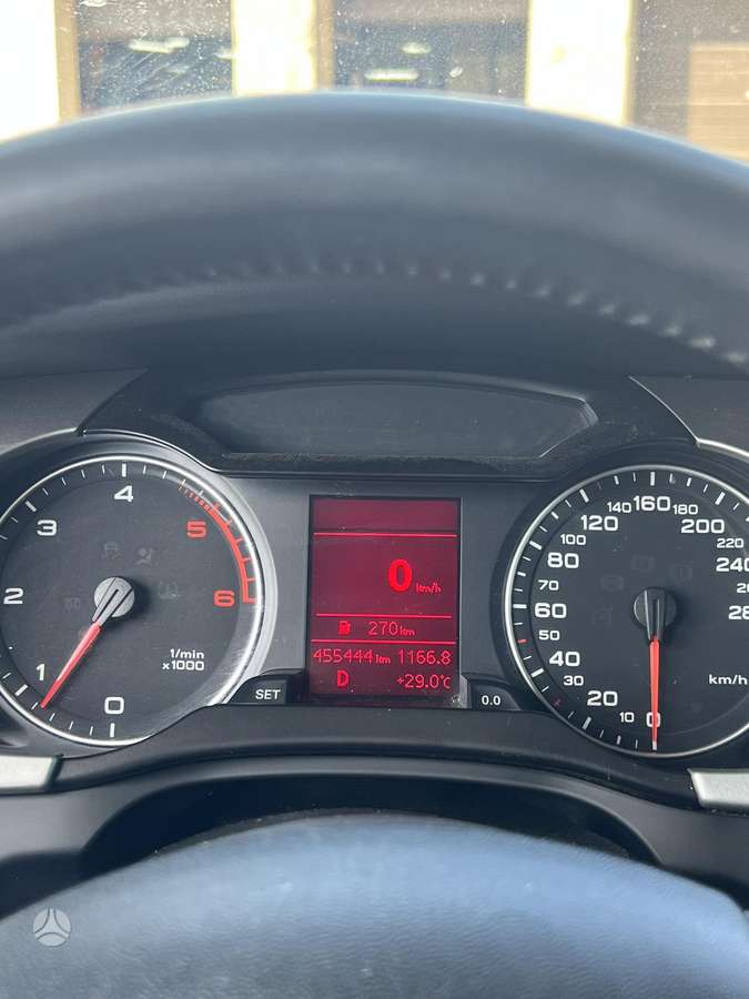 Audi A4, 2.7 l., sedanas