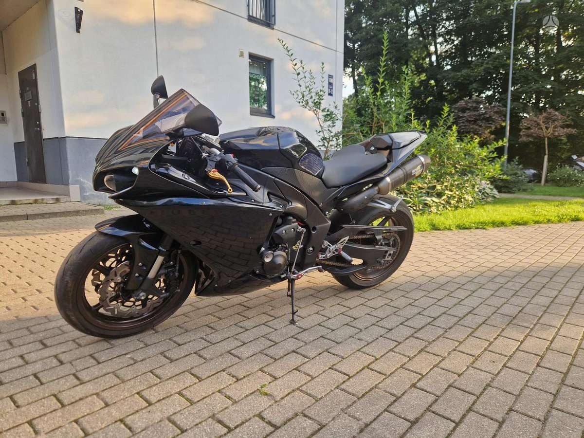 Yamaha R1 998cc, superbikes