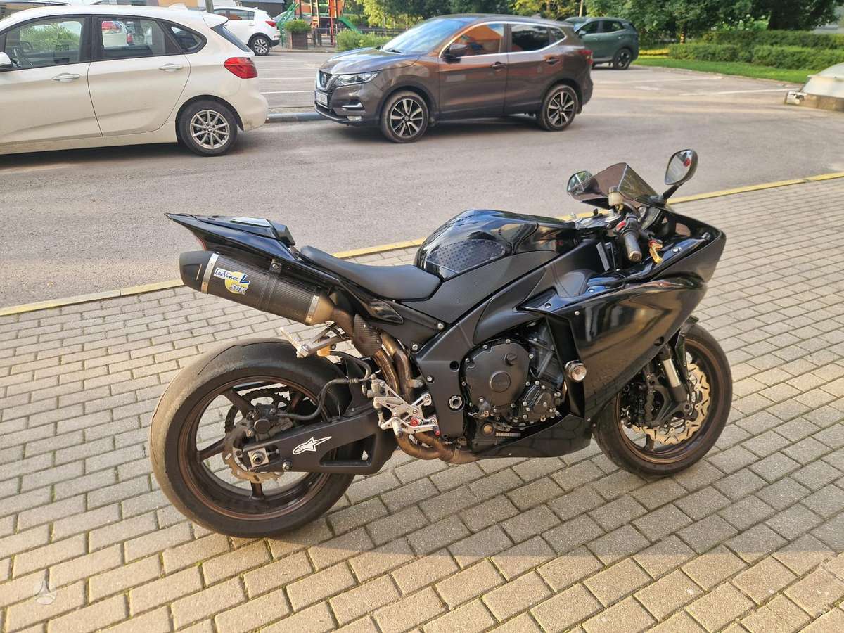 Yamaha R1 998cc, superbikes