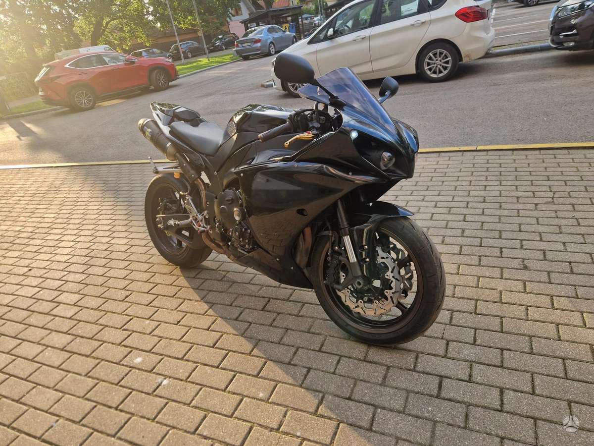Yamaha R1 998cc, superbikes