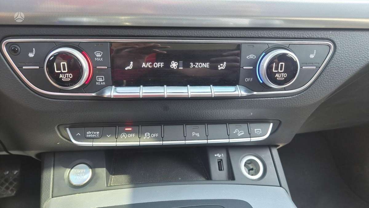 Audi Q5, 2.0 l., Внедорожник / Кроссовер