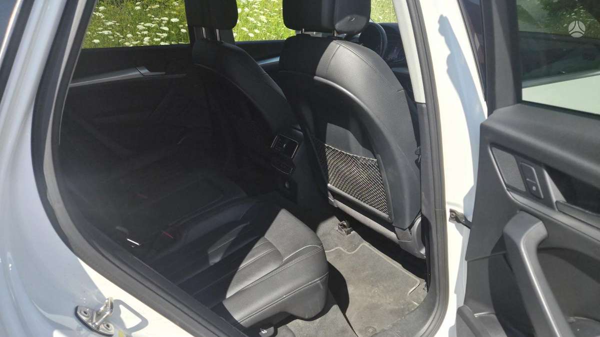 Audi Q5, 2.0 l., Внедорожник / Кроссовер