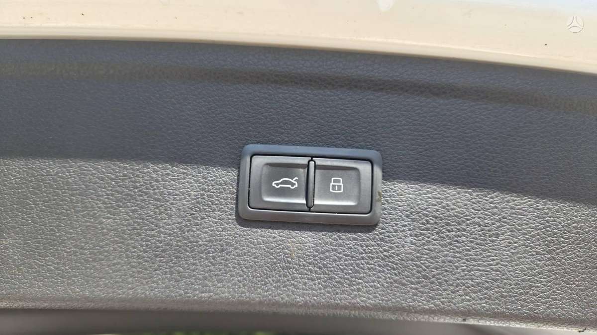 Audi Q5, 2.0 l., Внедорожник / Кроссовер