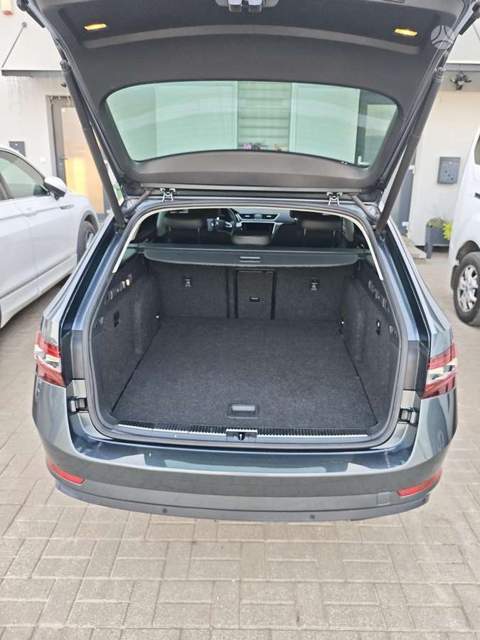 Škoda Superb - 7