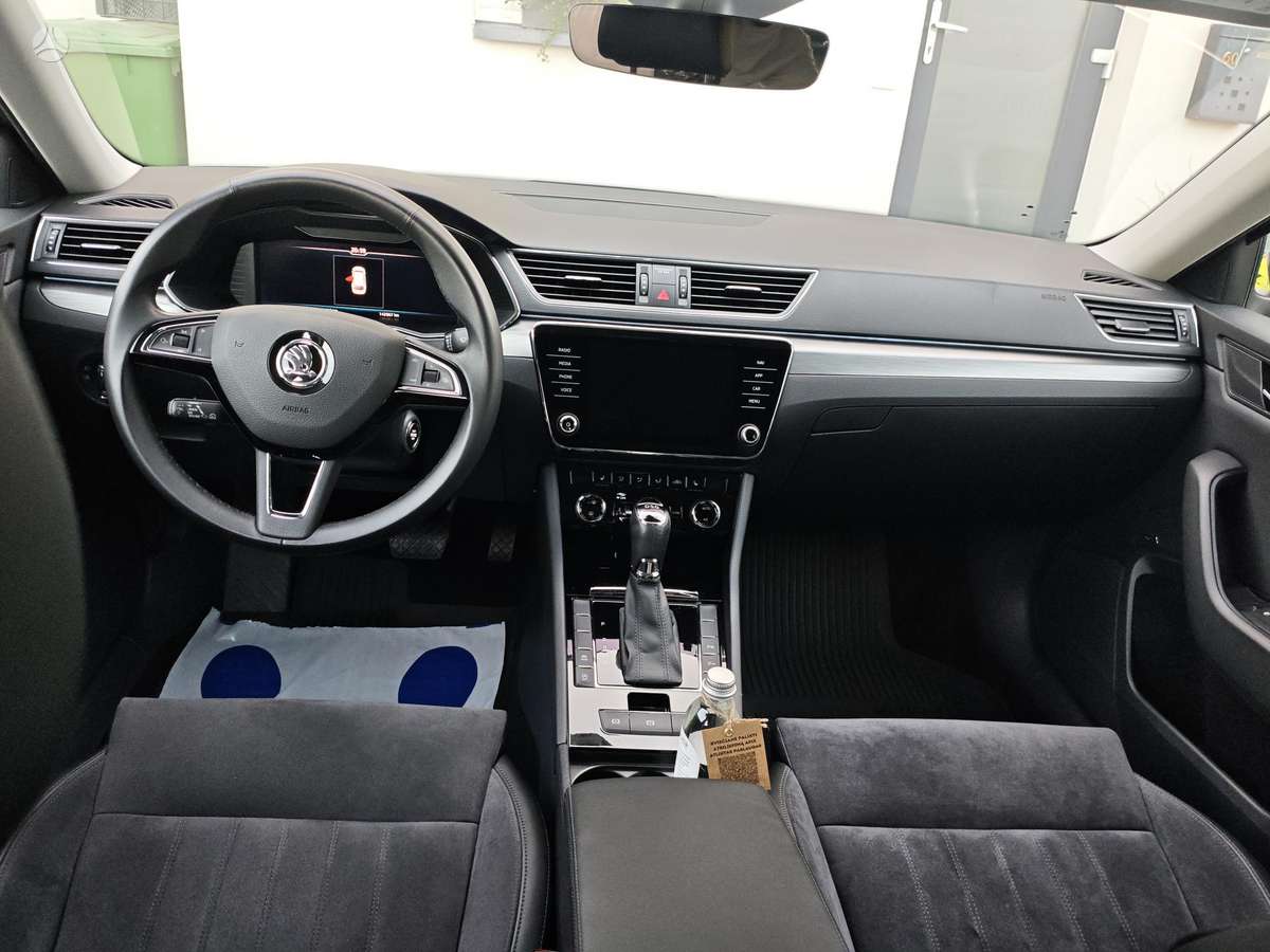 Škoda Superb - 11