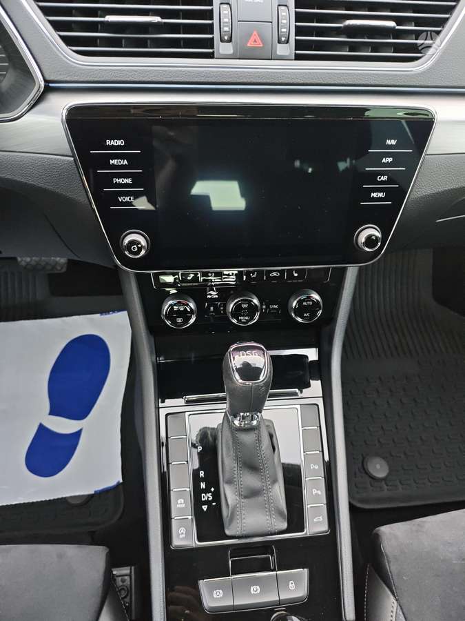 Škoda Superb - 12