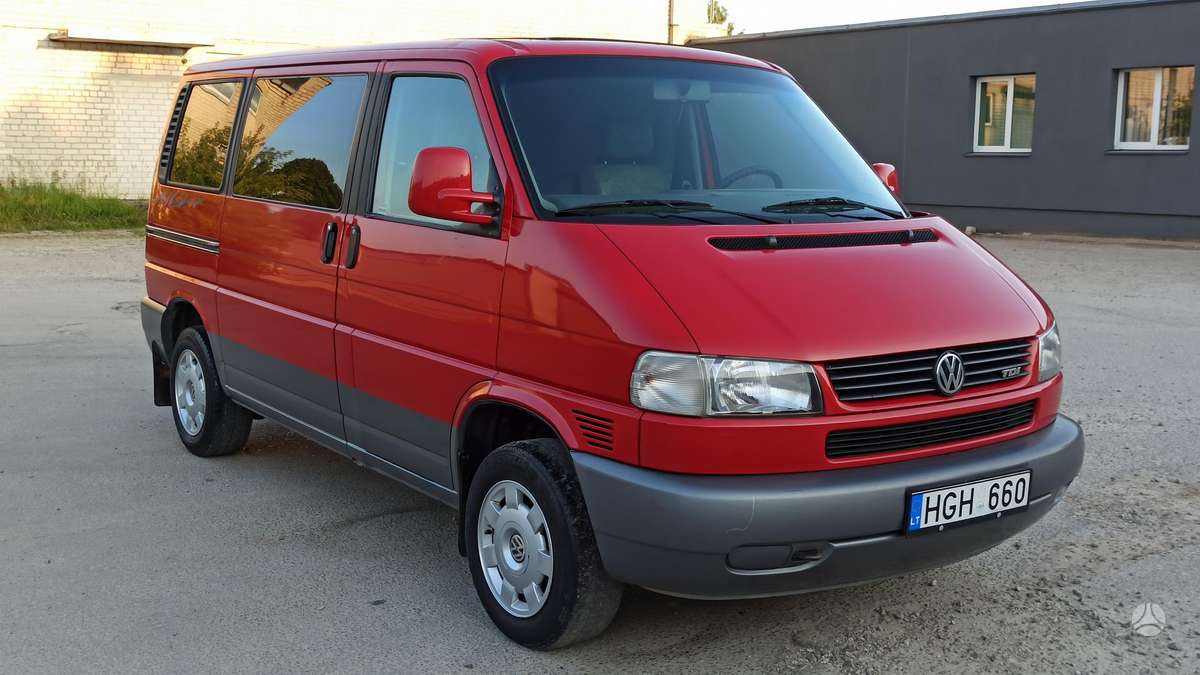 Volkswagen Multivan - 1