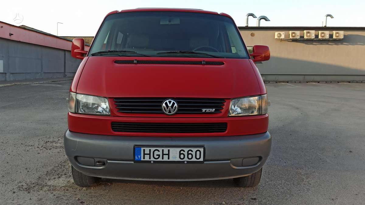 Volkswagen Multivan - 2