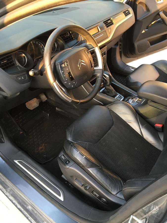 Citroen C5, 2.2 l., sedanas