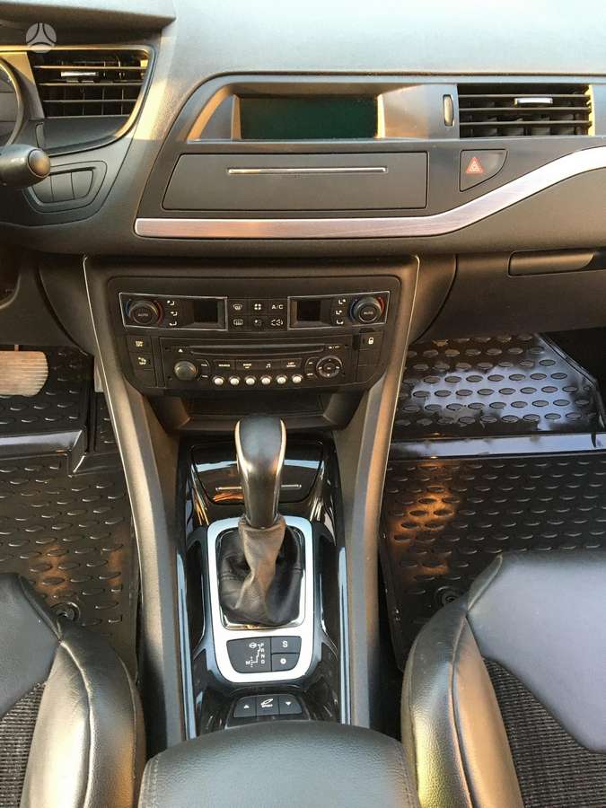 Citroen C5, 2.2 l., sedanas
