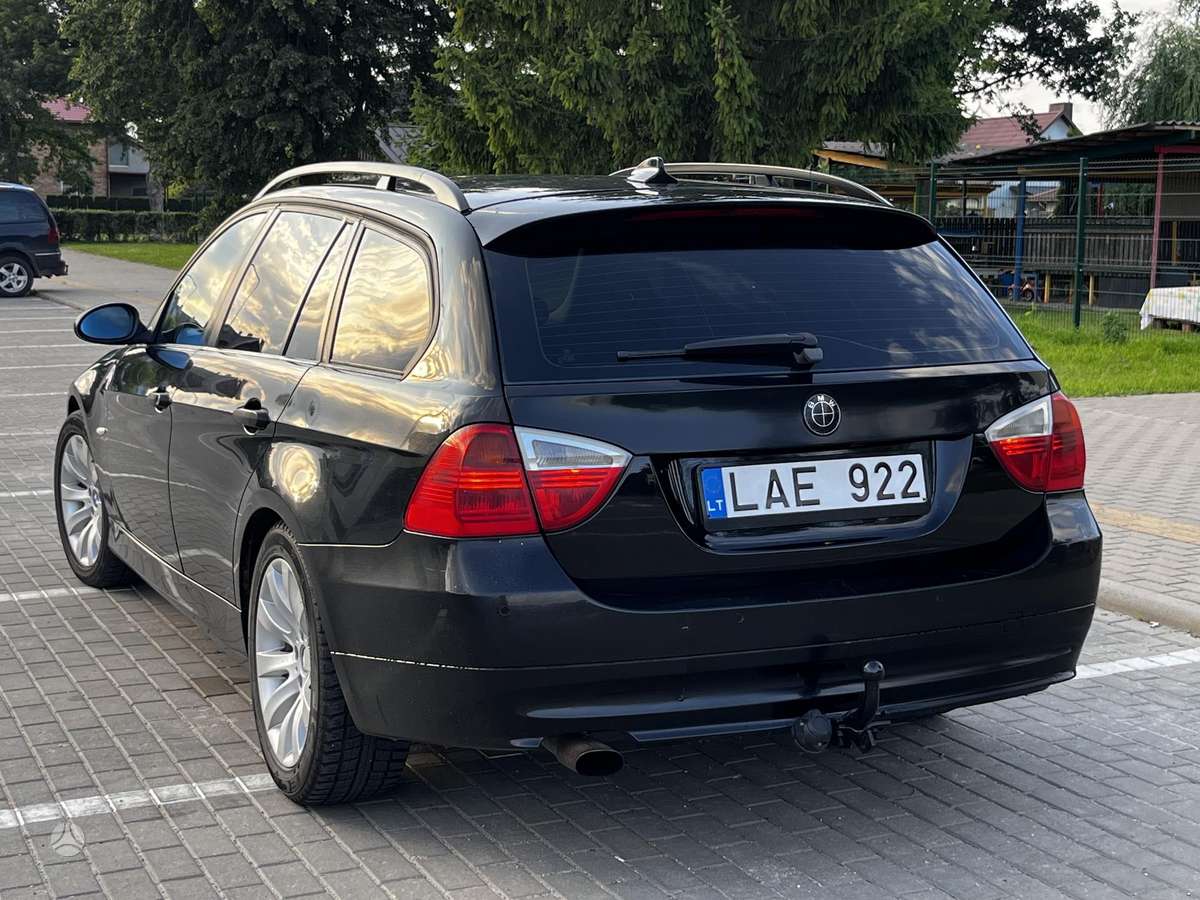 BMW 320, 2.0 l., wagon