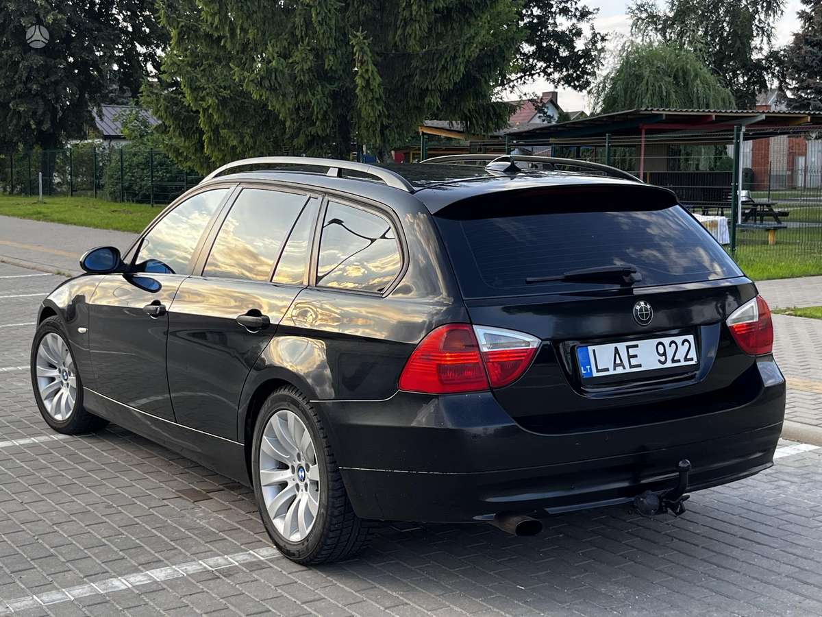 BMW 320, 2.0 l., wagon