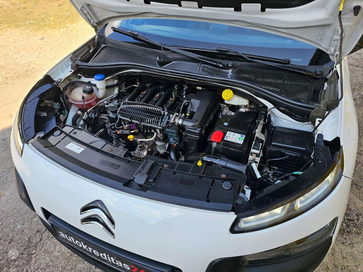 Citroen C4 Cactus, 1.2 l., Хэтчбек