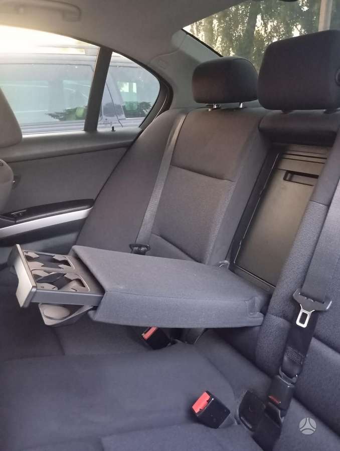 BMW 325, 2.5 l., Седан