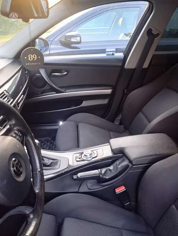 BMW 325, 2.5 l., Седан