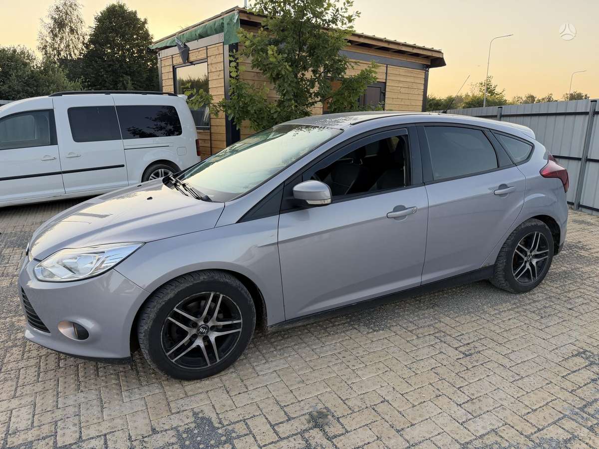 Ford Focus, 1.6 l., Хэтчбек