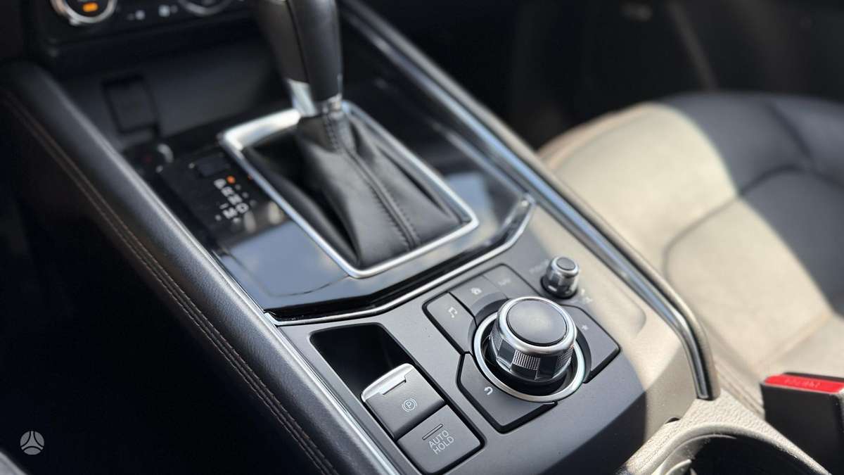 Mazda CX-5, 2.2 l., off-road / crossover