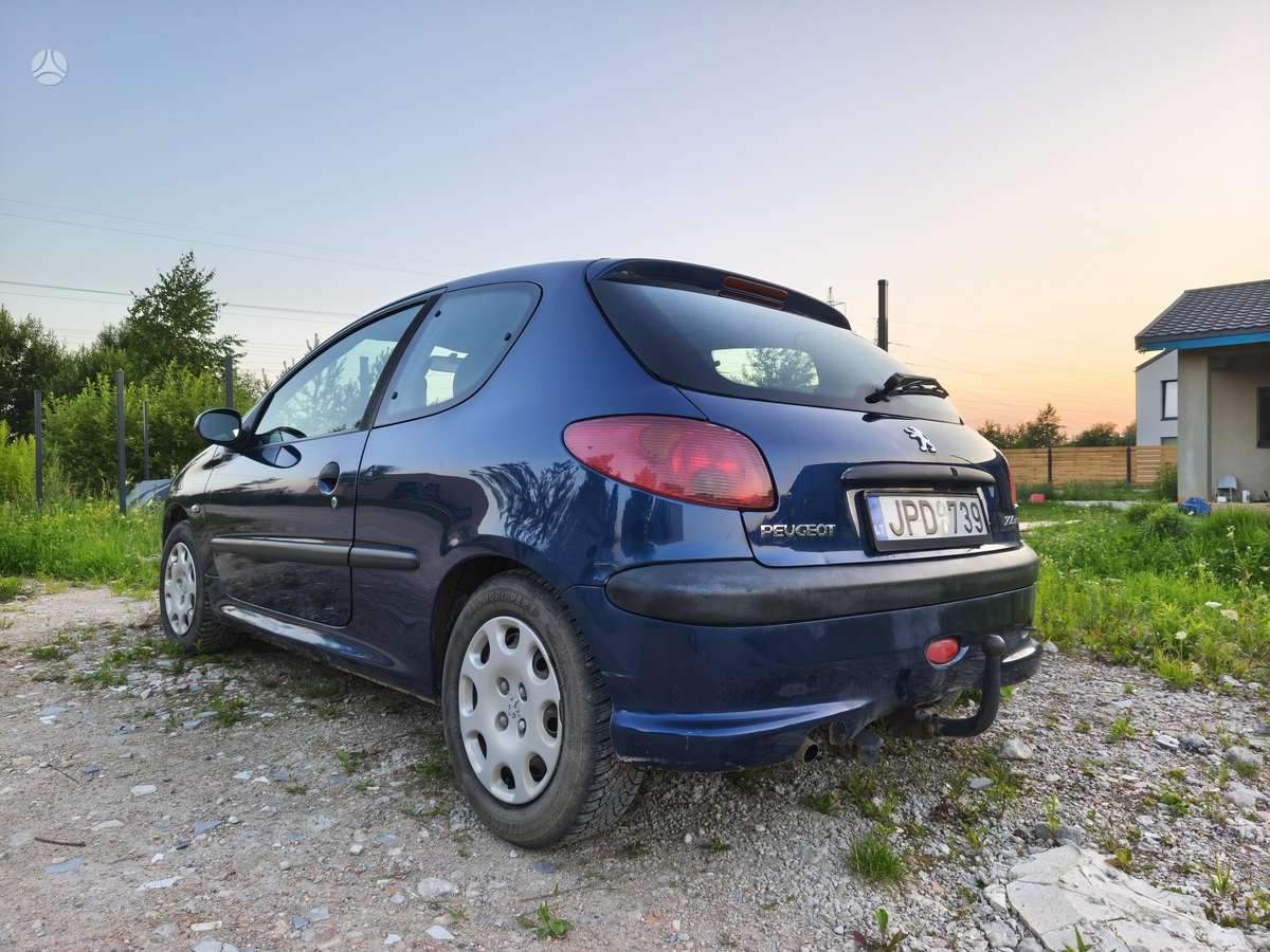 Peugeot 206 - 3