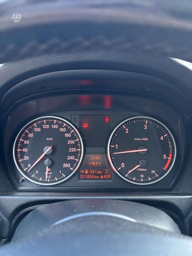 BMW 318, 2.0 l., Седан
