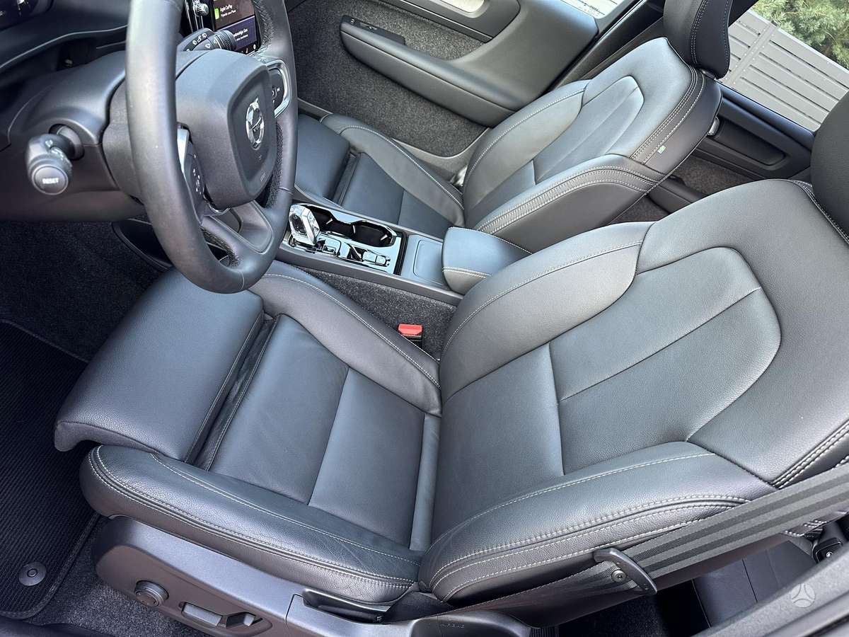 Volvo XC40 - 10