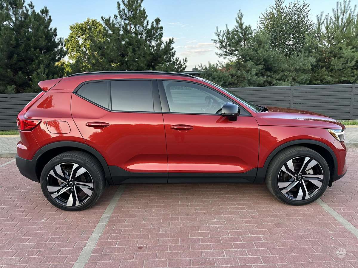 Volvo XC40 - 3