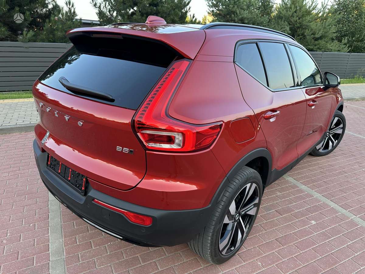 Volvo XC40 - 2