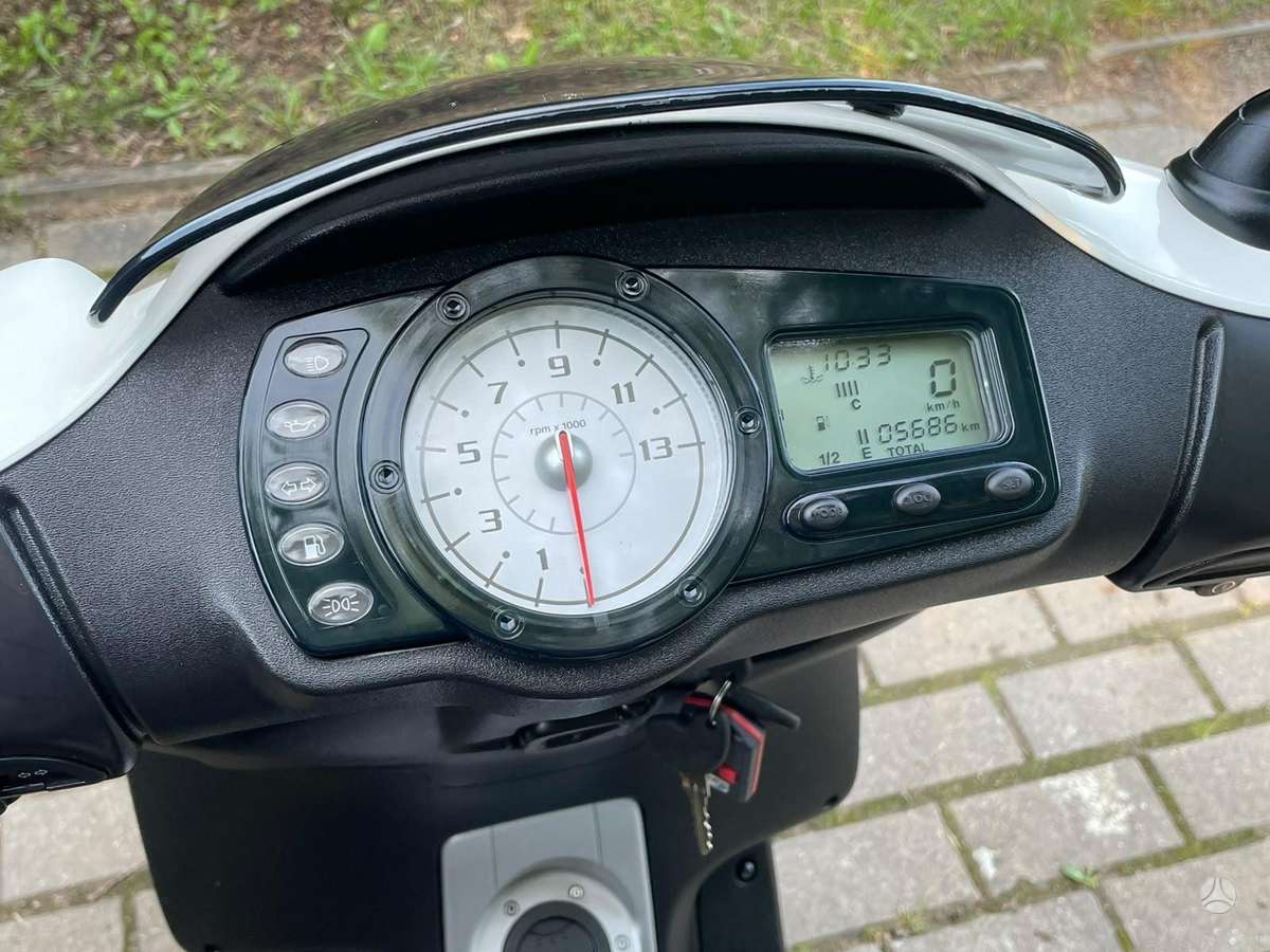 Piaggio NRG 49cc, scooters / mopeds
