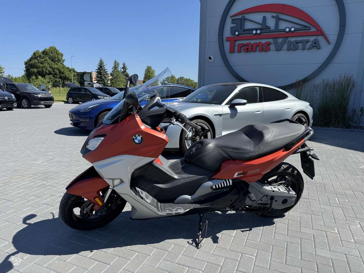BMW C 650 GT 647cc, scooters / mopeds