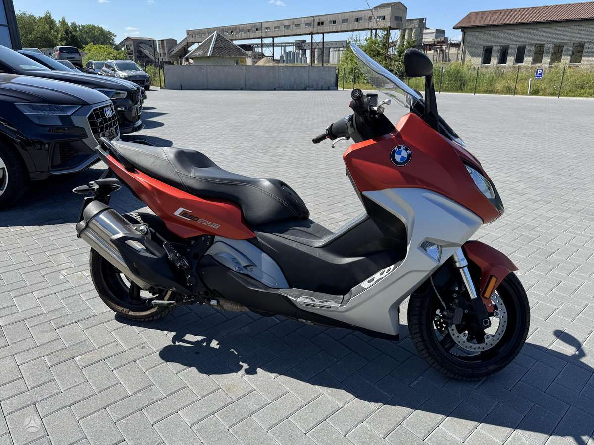 BMW C 650 GT 647cc, scooters / mopeds