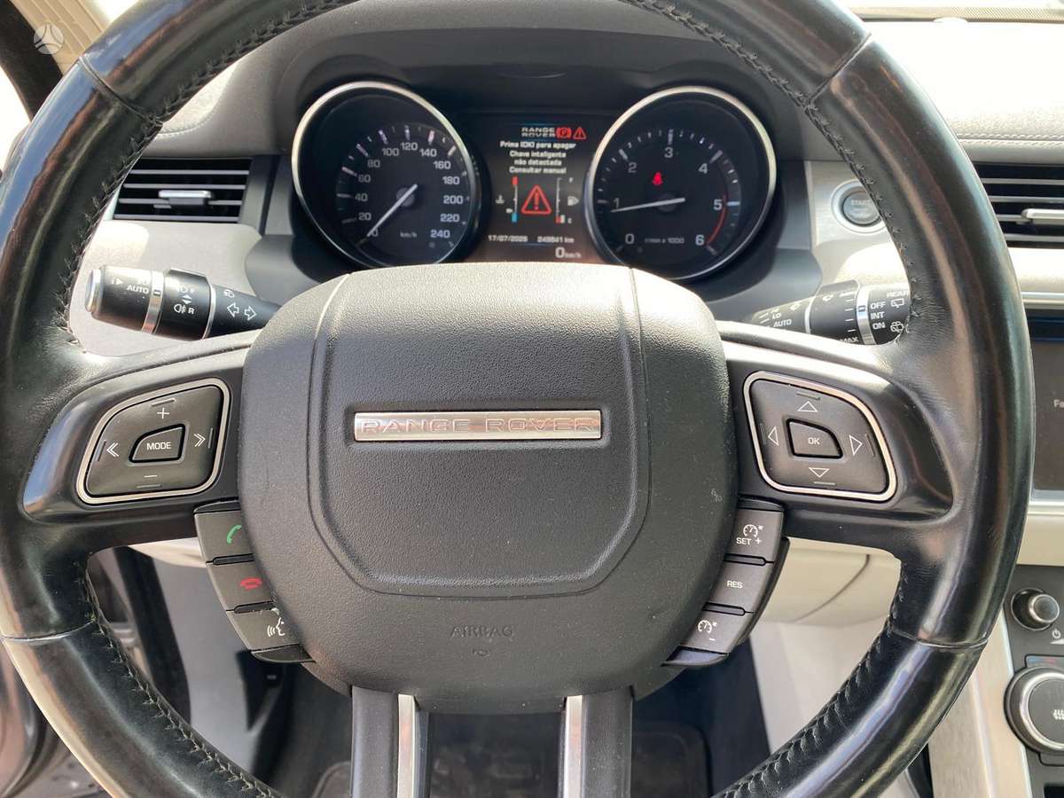 Land Rover Evoque, 2.2 l., off-road / crossover