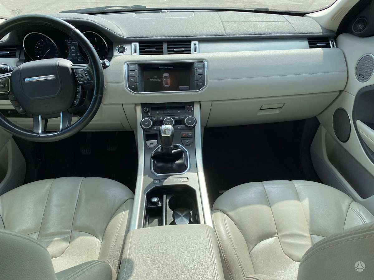 Land Rover Evoque, 2.2 l., off-road / crossover