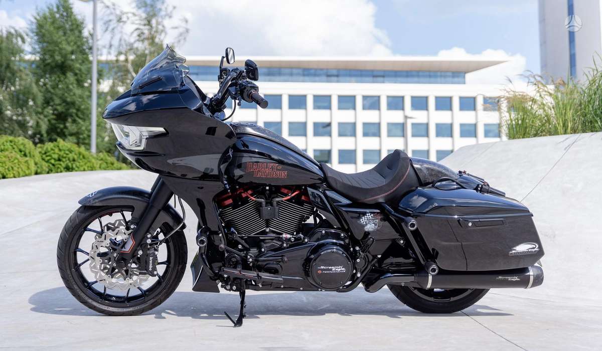 Harley-Davidson Road Glide 1923cc, choppers / cruisers / custom