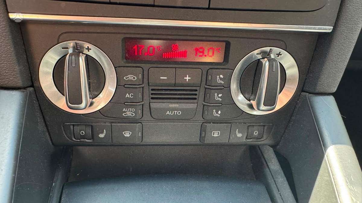 Audi A3, 1.6 l., Хэтчбек