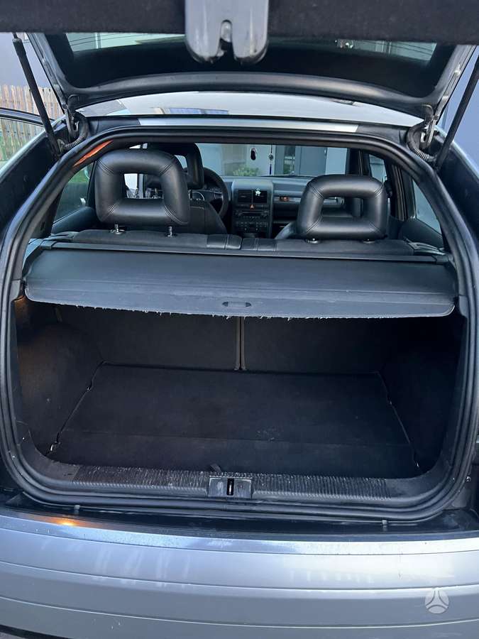 Audi A2, 1.4 l., Минивэн