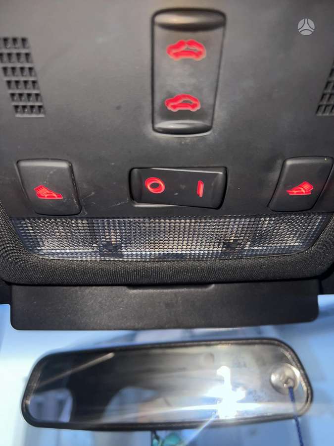 Audi A2, 1.4 l., Минивэн