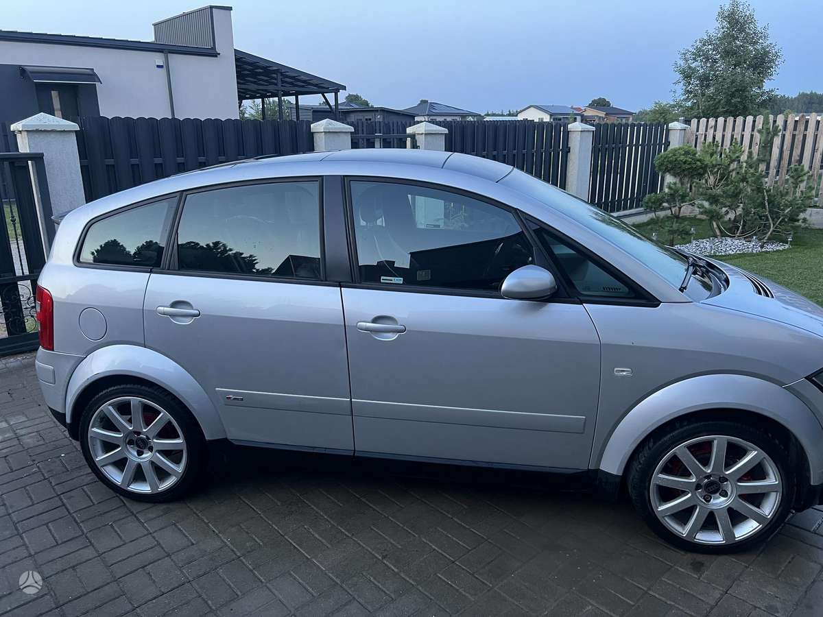 Audi A2, 1.4 l., Минивэн