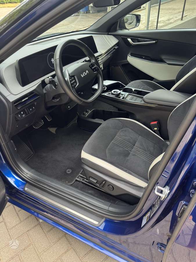 Kia EV6, 77 kWh, hatchback