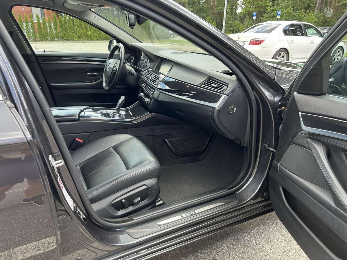 BMW 520, 2.0 l., universalas
