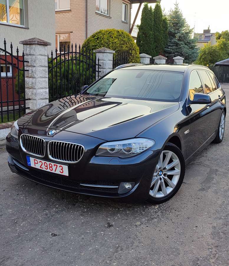 BMW 520, 2.0 l., wagon