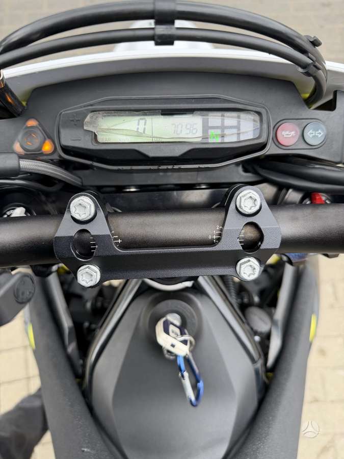 Husqvarna Supermoto 700cc, supermoto / супермото