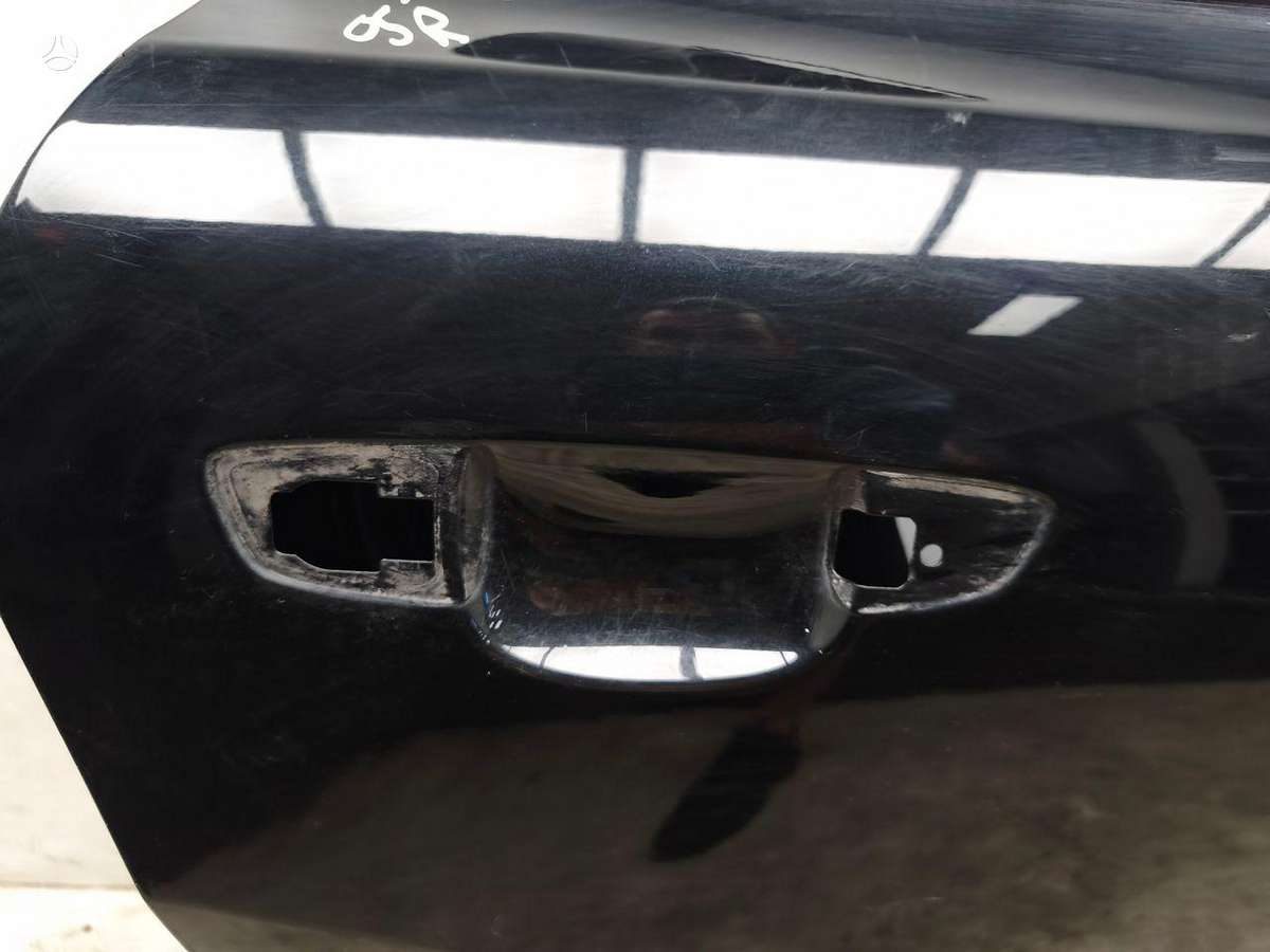 Volkswagen Touareg doors