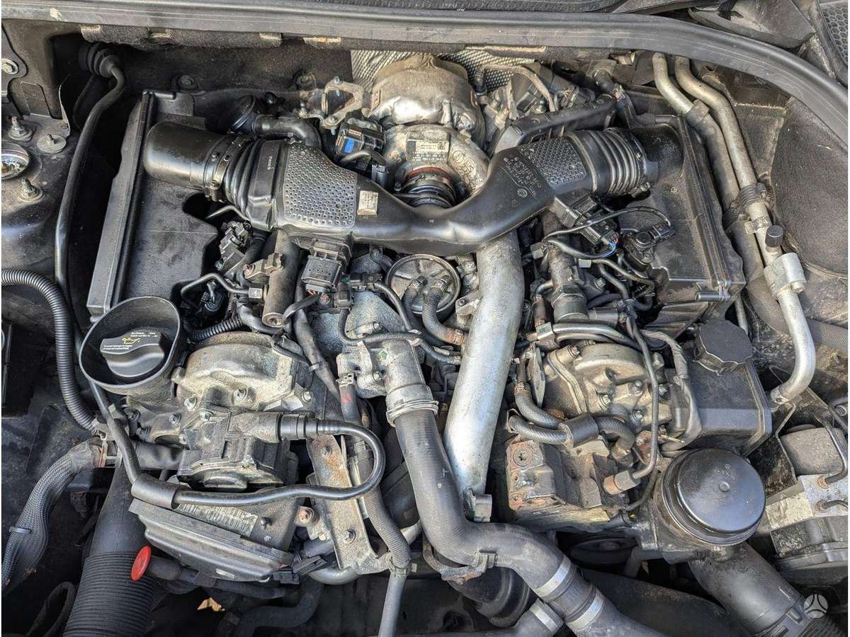 Mercedes-Benz ML320 engine